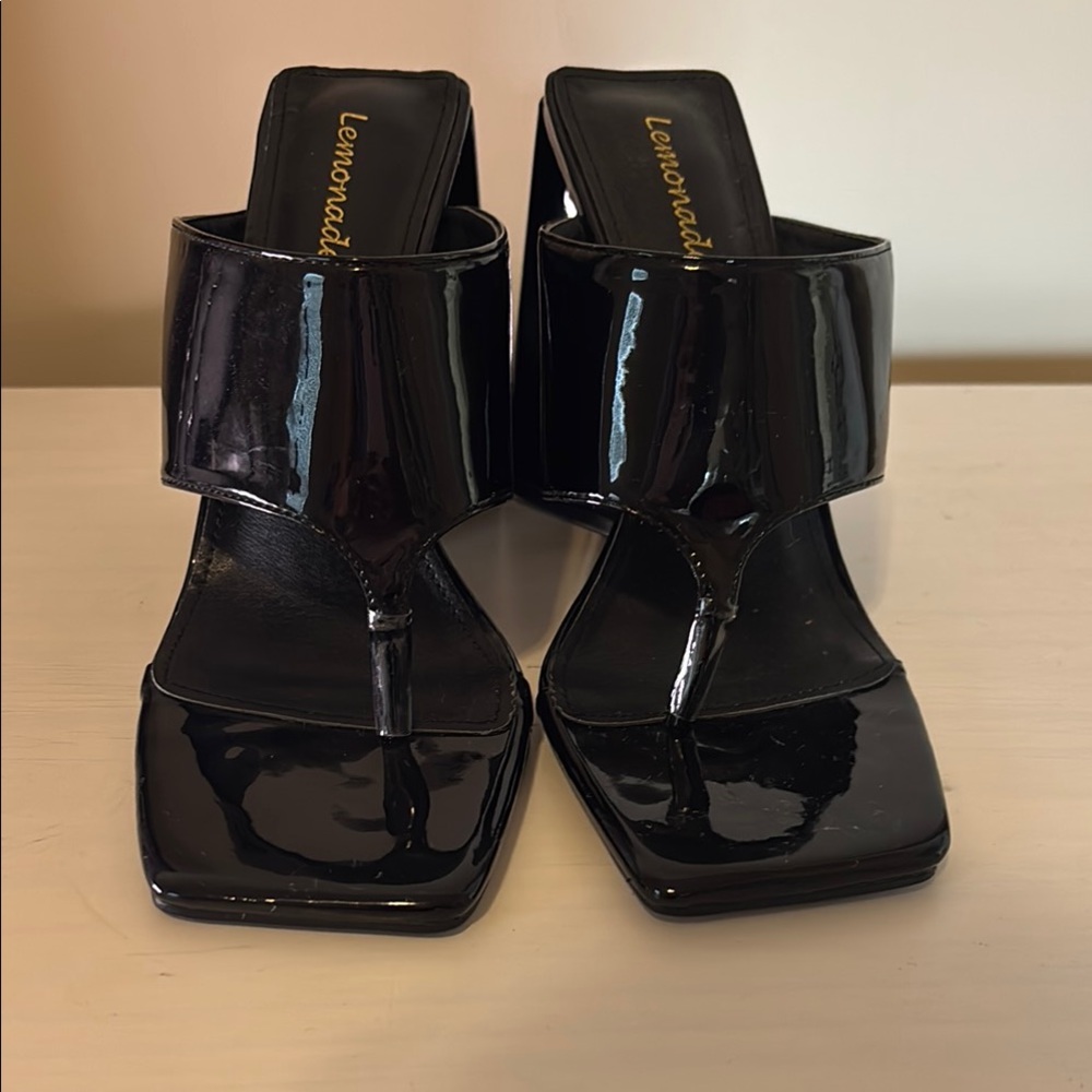 Lemonade Black Patent Thong Heeled Sandals